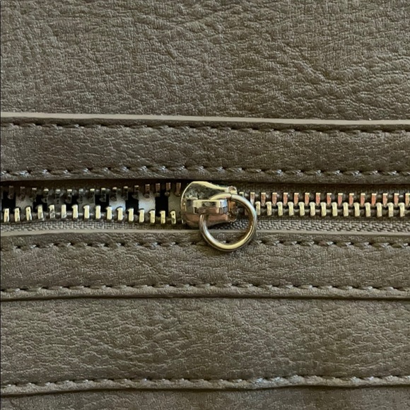 Grey purse - Picture 5 of 7